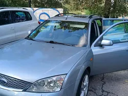 Grau Gebraucht 2005 Ford Mondeo Kombi | 3.500 € (Etwas zu teuer)