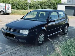 Blau Gebraucht 1998 VW Golf IV Limousine | 2.300 € (Fairer Preis)