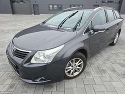 Grey metallic Gebraucht 2010 Toyota Avensis Edition Kombi | 8.800 € (Etwas zu teuer)