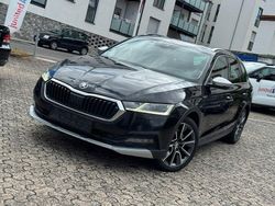 Schwarz Gebraucht 2021 Skoda Octavia Scout 4x4 Kombi | 17.890 € (Fairer Preis)