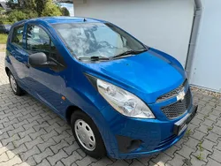 Blau Gebraucht 2010 Chevrolet Spark Kleinwagen | 991 € (Fairer Preis)