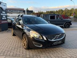 Schwarz Gebraucht 2011 Volvo V60 Summum Kombi | 7.790 € (Guter Preis)