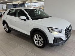 Weiß Gebraucht 2022 Audi Q2 Sport SUV | 17.890 € (Fairer Preis)