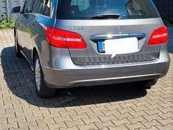Grau Gebraucht 2013 Mercedes 200 Limousine | 12.300 € (Fairer Preis)