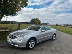 Silber Gebraucht 2003 Mercedes CLK320 Avantgarde Cabrio | 13.999 €