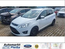 Weiß Gebraucht 2011 Ford Grand C-Max Titanium Van / Kleinbus | 6.990 € (Etwas zu teuer)