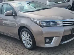 Gebraucht 2015 Toyota Corolla Life+ Limousine | 9.990 € (Superpreis)