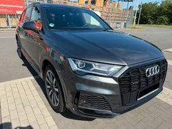 Grau Gebraucht 2021 Audi Q7 S-Line SUV | 49.100 € (Guter Preis)