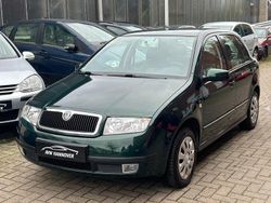 Grün Gebraucht 2001 Skoda Fabia Comfort Limousine | 3.490 € (Teuer)