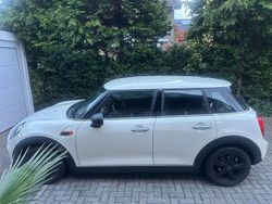 Weiß Gebraucht 2016 Mini ONE Kleinwagen | 8.999 € (Guter Preis)