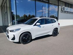 Weiß Gebraucht 2024 BMW iX1 M Sport SUV | 42.500 € (Guter Preis)
