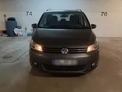 Grau Gebraucht 2013 VW Touran Van / Kleinbus | 6.499 € (Guter Preis)