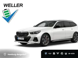 Mineralweiß (weiß) Gebraucht 2024 BMW i5 M Sport Limousine | 73.450 €