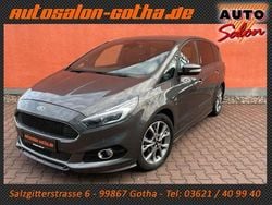 Grau Gebraucht 2018 Ford S-MAX ST-Line Van / Kleinbus | 22.890 € (Teuer)