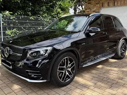 Schwarz Gebraucht 2016 Mercedes GLC43 AMG AMG SUV | 33.900 € (Fairer Preis)