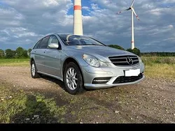 Silber Gebraucht 2010 Mercedes R300 Edition Van / Kleinbus | 9.500 € (Fairer Preis)