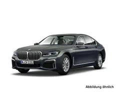 Grau Gebraucht 2022 BMW 730 M Sport Limousine | 54.920 € (Teuer)