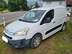 Weiß Gebraucht 2011 Citroën Berlingo Van / Kleinbus | 5.200 € (Fairer Preis)