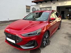 Rot Gebraucht 2023 Ford Focus S Kombi | 27.999 € (Superpreis)