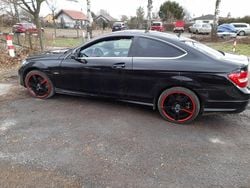 Schwarz Gebraucht 2015 Mercedes C220 Edition 1 Coupé | 8.800 €