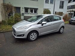 Silber Gebraucht 2016 Ford Fiesta Titanium Kleinwagen | 4.490 € (Superpreis)
