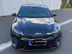 Schwarz Gebraucht 2022 Kia ProCeed Kleinwagen | 27.490 € (Fairer Preis)