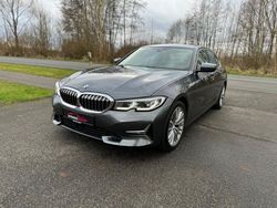 Grau Gebraucht 2019 BMW 320 Luxury Line Limousine | 26.500 € (Fairer Preis)