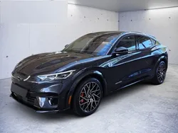 Grau Gebraucht 2022 Ford Mustang Mach-E GT SUV | 49.589 € (Guter Preis)