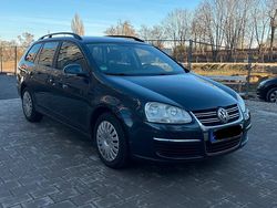 Blau Gebraucht 2007 VW Golf V Kombi | 1.800 € (Etwas zu teuer)