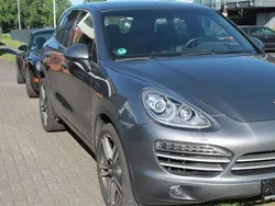 Meteorgraumetallic Gebraucht 2014 Porsche Cayenne Platinum Edition SUV | 32.950 € (Fairer Preis)