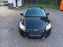 Schwarz Gebraucht 2014 Ford Focus SYNC Edition Limousine | 4.950 € (Guter Preis)