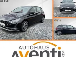 Schwarz Neu 2025 Hyundai i20 Trend Limousine | 19.289 € (Guter Preis)