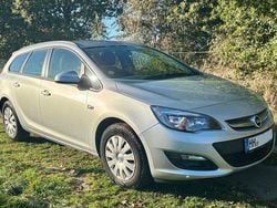 Silber Gebraucht 2014 Opel Astra Edition Kombi | 4.300 € (Guter Preis)