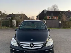 Schwarz Gebraucht 2007 Mercedes B200 Van / Kleinbus | 4.550 € (Teuer)