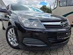 Schwarz Gebraucht 2006 Opel Astra GTC Edition+ Coupé | 2.499 € (Guter Preis)