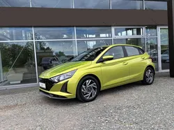 Grün Neu 2025 Hyundai i20 Limousine | 20.900 € (Guter Preis)