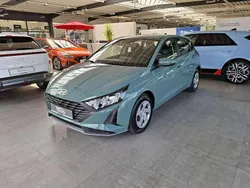 Mangrove green Neu 2025 Hyundai i20 Select Kleinwagen | 19.689 € (Fairer Preis)