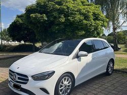 Weiß Gebraucht 2019 Mercedes B220 Progressive Van / Kleinbus | 24.990 € (Fairer Preis)