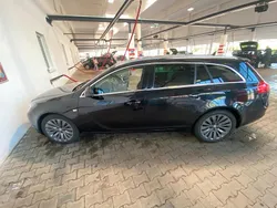 Schwarz Gebraucht 2012 Opel Insignia Sport Kombi | 3.200 € (Etwas zu teuer)