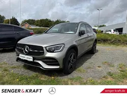 Silber Gebraucht 2021 Mercedes GLC300e Night SUV | 43.900 € (Fairer Preis)
