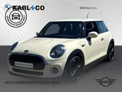 Weiss Gebraucht 2021 Mini ONE Sport Kleinwagen | 18.780 € (Fairer Preis)