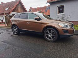 Braun Gebraucht 2011 Volvo XC60 Momentum SUV | 8.400 € (Fairer Preis)