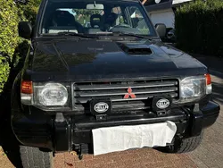 Schwarz Gebraucht 1997 Mitsubishi Pajero Select SUV | 5.900 €