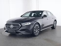 Metalliclack graphitgrau Gebraucht 2023 Mercedes E220 Avantgarde Limousine | 45.440 € (Etwas zu teuer)