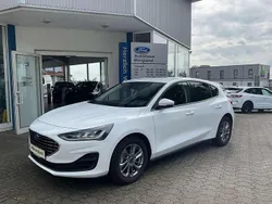 Frozen white weiß Gebraucht 2023 Ford Focus Style Limousine | 19.990 € (Superpreis)