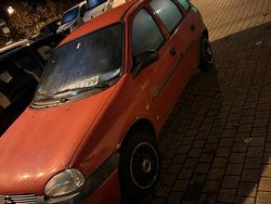 Rot Gebraucht 2000 Opel Corsa Kleinwagen | 550 € (Guter Preis)