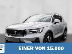 Silber Gebraucht 2023 Volvo XC40 Core SUV | 37.060 € (Fairer Preis)