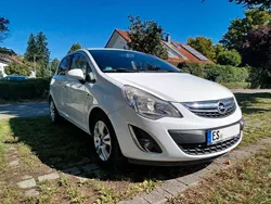 Weiß Gebraucht 2011 Opel Corsa Satellite Limousine | 2.330 € (Guter Preis)