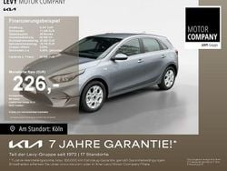 Lunarsilber metallic Neu 2025 Kia Ceed Vision Limousine | 22.980 € (Guter Preis)