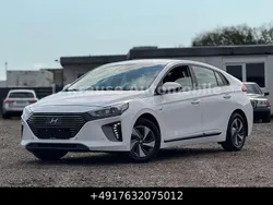 Weiß Gebraucht 2017 Hyundai Ioniq Trend Limousine | 9.999 € (Fairer Preis)